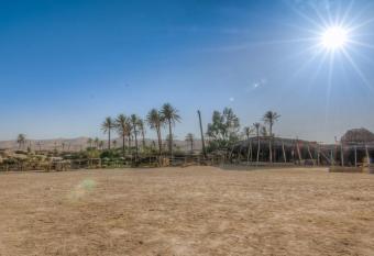 Kfar Hanokdim - Desert Guest  Rooms has Balcony rooms