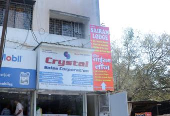 Hotel Sairam Lodge allows 18 year olds to book a room