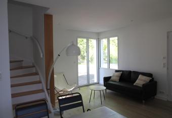 La petite chaumine has Balcony rooms