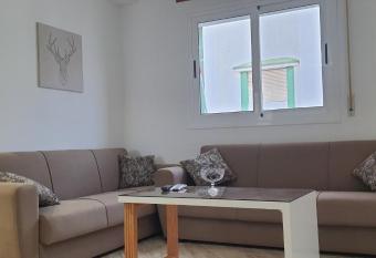 El Refugio has Balcony rooms