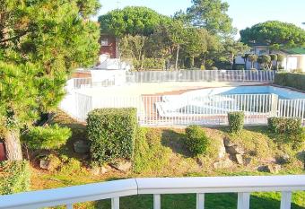 Appartement Bolly has Balcony rooms