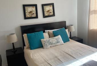 Seabrook has Balcony rooms