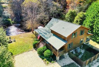 Riverside Troutmendous Cabin I BBQ I Firepit I WiFi allows 18 year olds to book a room