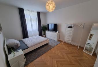 S    e Marie allows 18 year olds to book a room