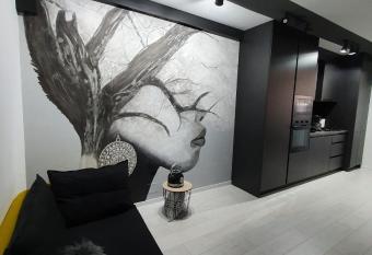 Discret home luxury has Balcony rooms