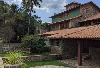 Fazenda Capuava has Balcony rooms