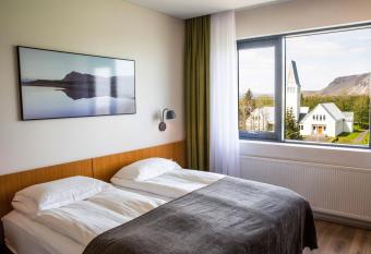 Hotel Selfoss allows 18 year olds to book a room