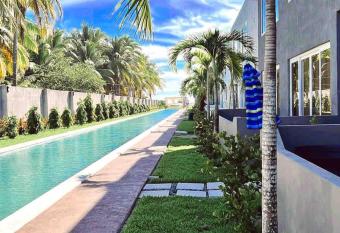 Beachfront Flat Brickell@LaCosta allows 18 year olds to book a room