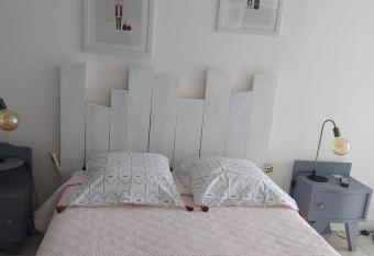 A tous vents has Balcony rooms