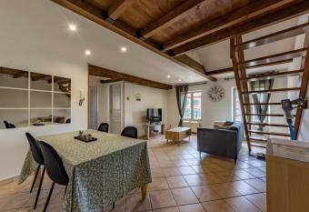 Appartement Cosy en Centre ville allows 18 year olds to book a room