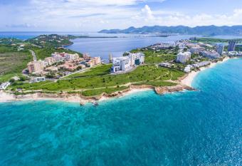 St. Maarten has Balcony rooms