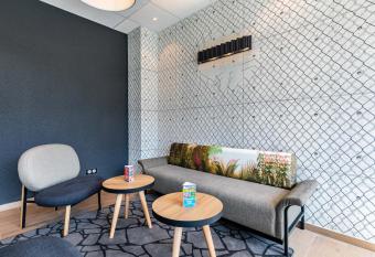 B&B HOTEL S  lestat Centre-Alsace allows 18 year olds to book a room