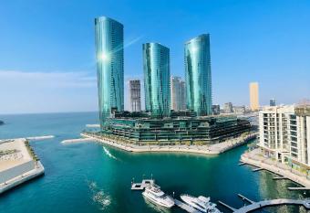 Charthouse Bahrain has Balcony rooms