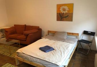 Centrally located apartment Luxembourg allows 18 year olds to book a room
