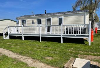 Serenity Holiday Home has Balcony rooms