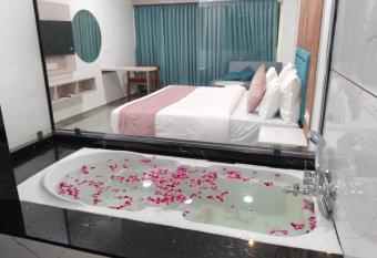 Hotel The Vital has Smoking rooms