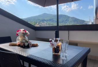 Attico Panoramico in Centro a Novafeltria has Balcony rooms