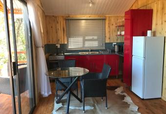 The Cabin @ Hill Top Villa allows 18 year olds to book a room