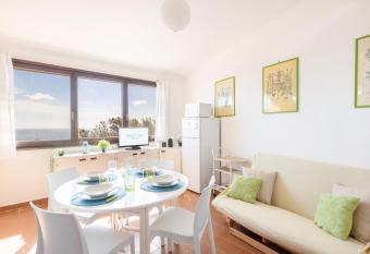 Fronte Mare Pinus Village 74 has Balcony rooms