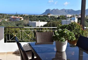 Comfy Eva s House has Balcony rooms