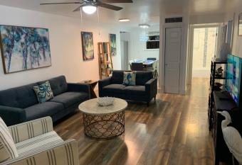 Oasis in Ocean Ridge, Walk to the Beach has Balcony rooms