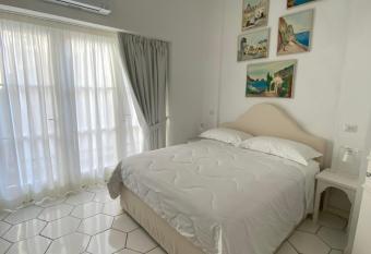 CASA ELISA has Balcony rooms