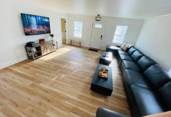 Henrys Hideaway In Lake Geneva! allows 18 year olds to book a room