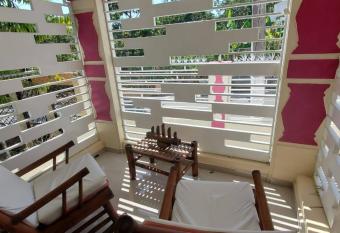 Casa Completa en San Crist  bal has Smoking rooms