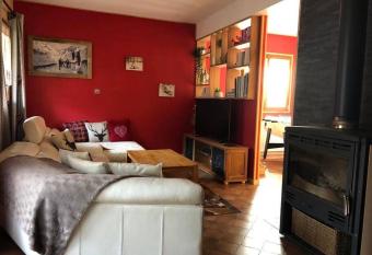 La Maison de Suzanne has Balcony rooms