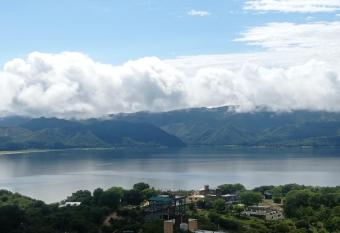 El Mirador de los Manantiales allows 18 year olds to book a room