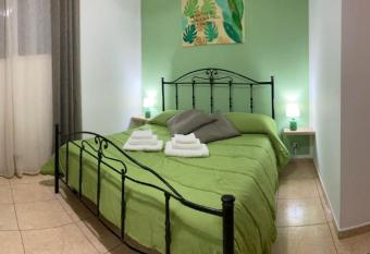 Confort.home has Balcony rooms