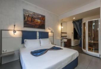 AMAYA Brahms has Balcony rooms