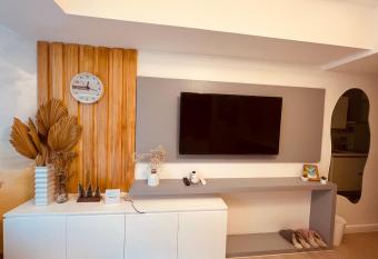 JD Sweet Cabin has Balcony rooms