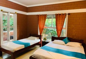 Giri cofeeland Homestay chikmagalure has Balcony rooms