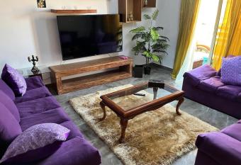 Modern Prime Lux Apartment in Sheikh Zayed City has Balcony rooms