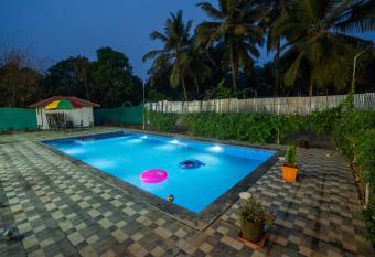 Saideep Villa Sasawane allows 18 year olds to book a room