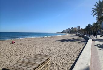Piso 113 metros a 1 minuto de la playa has Balcony rooms