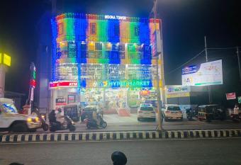 MOONA APPARTMENTS AND ROOMS allows 18 year olds to book a room