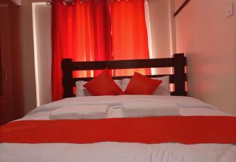 PHINEHAS House -2-Bedrooms . has Balcony rooms