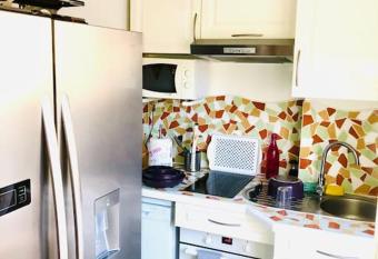 Cosy Appartement Lyon Centre has Balcony rooms