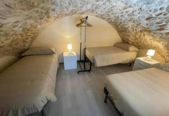 Puteha - Arco Pronti has Smoking rooms