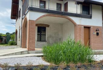 Little Sweet House has Balcony rooms