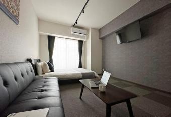 bHOTEL Nagomi - Well-Furnished with balcony Apt for 3 Ppl allows 18 year olds to book a room