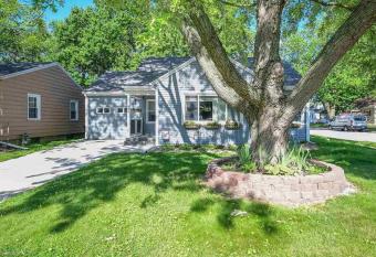 Morton Home allows 18 year olds to book a room