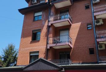 VILA MARKO has Balcony rooms