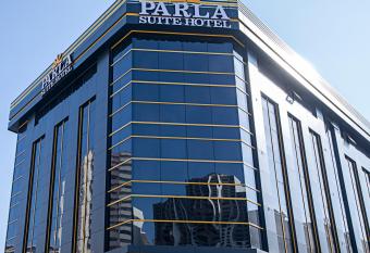 Parla Suite Hotel has rooms with a private hot tub