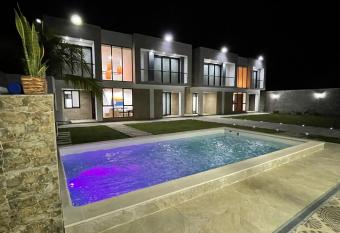 Velero del Mar has Balcony rooms