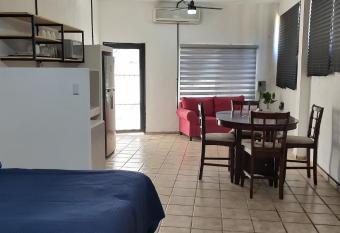 Departamento tipo estudio con amenidades allows 18 year olds to book a room