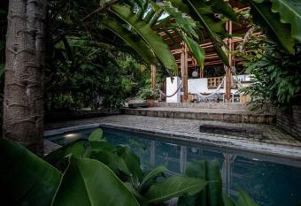 Finca El Escondite allows 18 year olds to book a room
