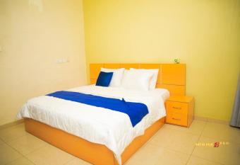 House 18B Guesthouse allows 18 year olds to book a room